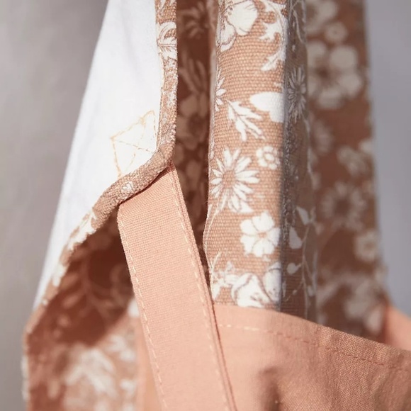 NWT Anthropologie Terrain Pink Floral Garden Apron - Picture 5 of 5